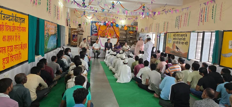 जिला जेल दतिया में आयोजित किया गया विधिक साक्षरता शिविर एवं निरीक्षण कार्यक्रम