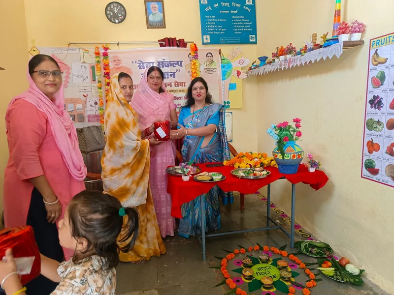 आंगन मिलन सेवा कार्यक्रम में बच्चों के पोषण स्तर में सुधार पर जोर
